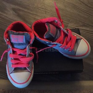 Converse: Girls Hot Pink & Grey